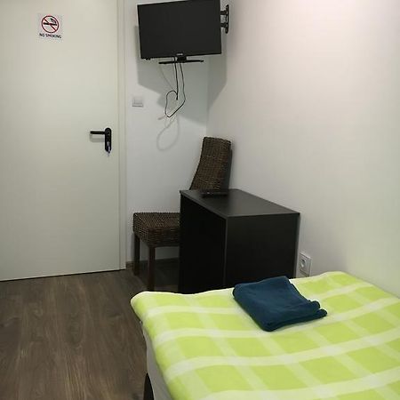 Pension Haus Baron 2 Friedrichsfeld Edingen-Neckarhausen Bagian luar foto