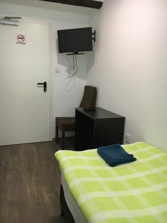 Pension Haus Baron 2 Friedrichsfeld Edingen-Neckarhausen Bagian luar foto