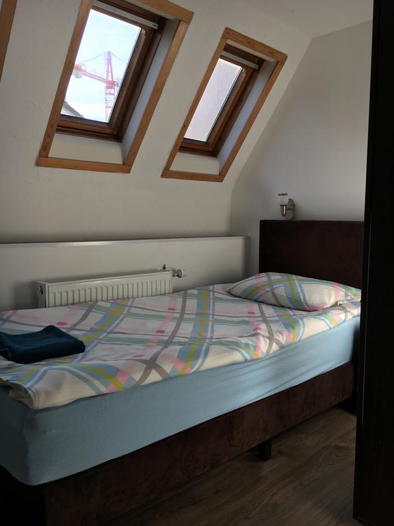 Pension Haus Baron 2 Friedrichsfeld Edingen-Neckarhausen Bagian luar foto